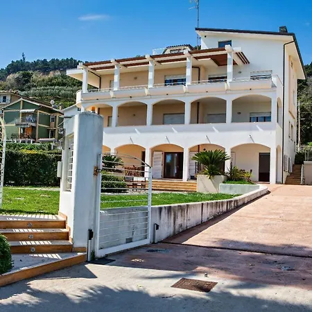 Appartement Vista Mare Grottammare